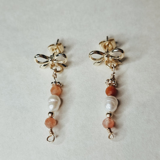 Pearls & Bows in Peach